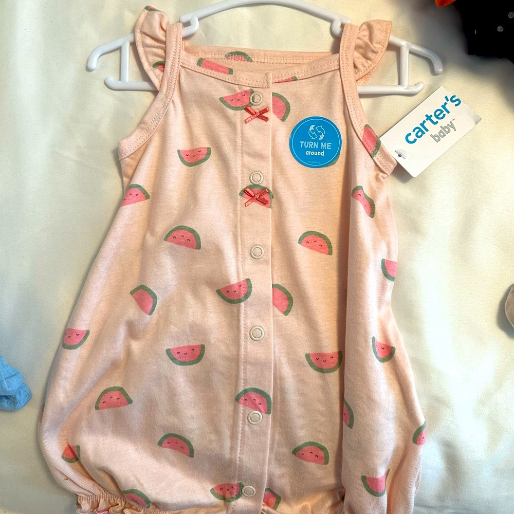 NWT carter baby’s romper